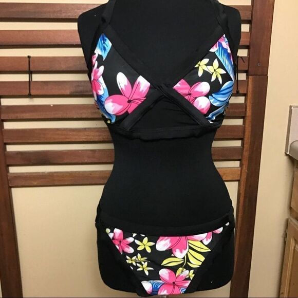 Push-Up Floral Colorful Bikini‎ - Picture 2 of 7